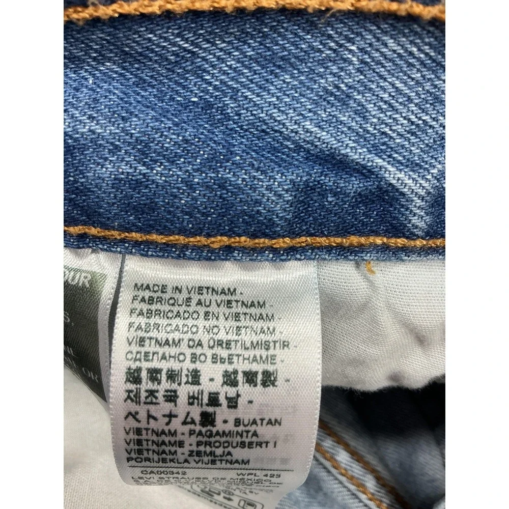 Levis 501 Jeans‎ Mens 31x30 Light Wash Blue Straight Button Fly Distressed Denim